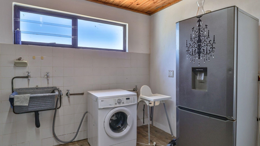 4 Bedroom Property for Sale in De Kelders Western Cape